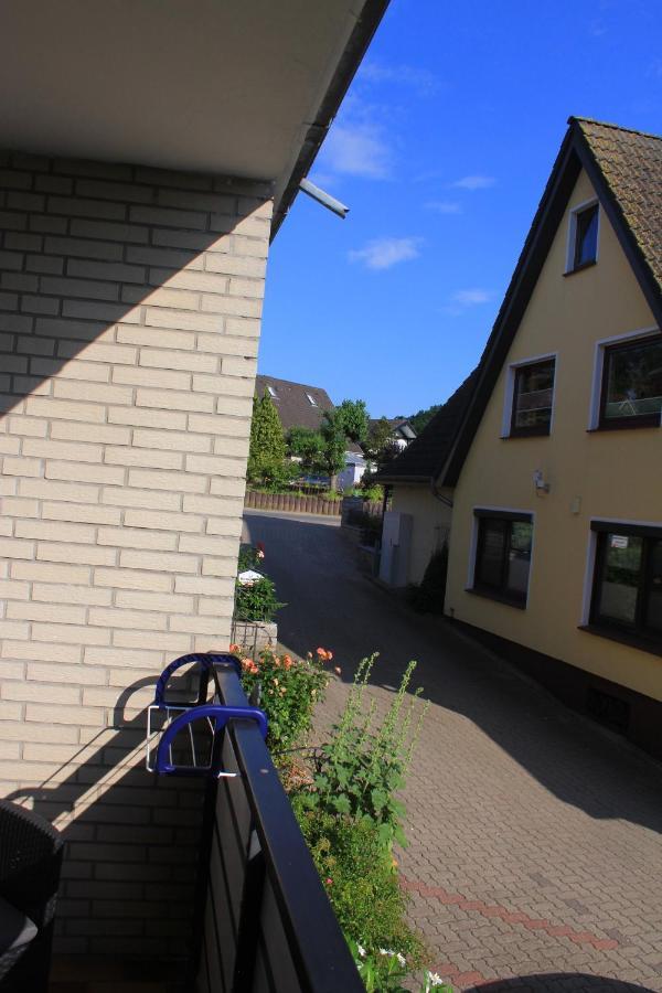 Moderne Und Helle Ferienwohnung Am Ploener See Bosau Eksteriør bilde